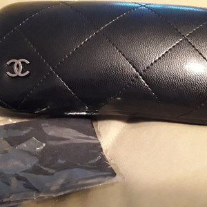 CHANEL BLACK HARDSHELL EYEGLASS/SUNGLASS CASE EUC
